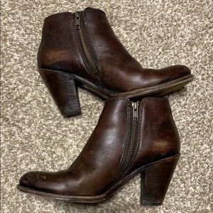 Frye Mustang Gore Shootie Boot